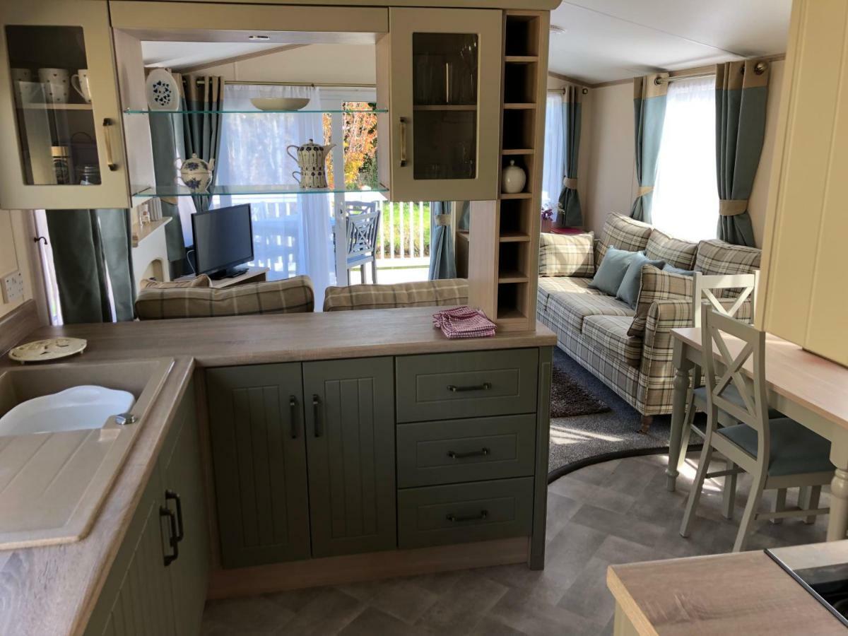 Deluxe Riverside Static Caravan Cheddar Ngoại thất bức ảnh