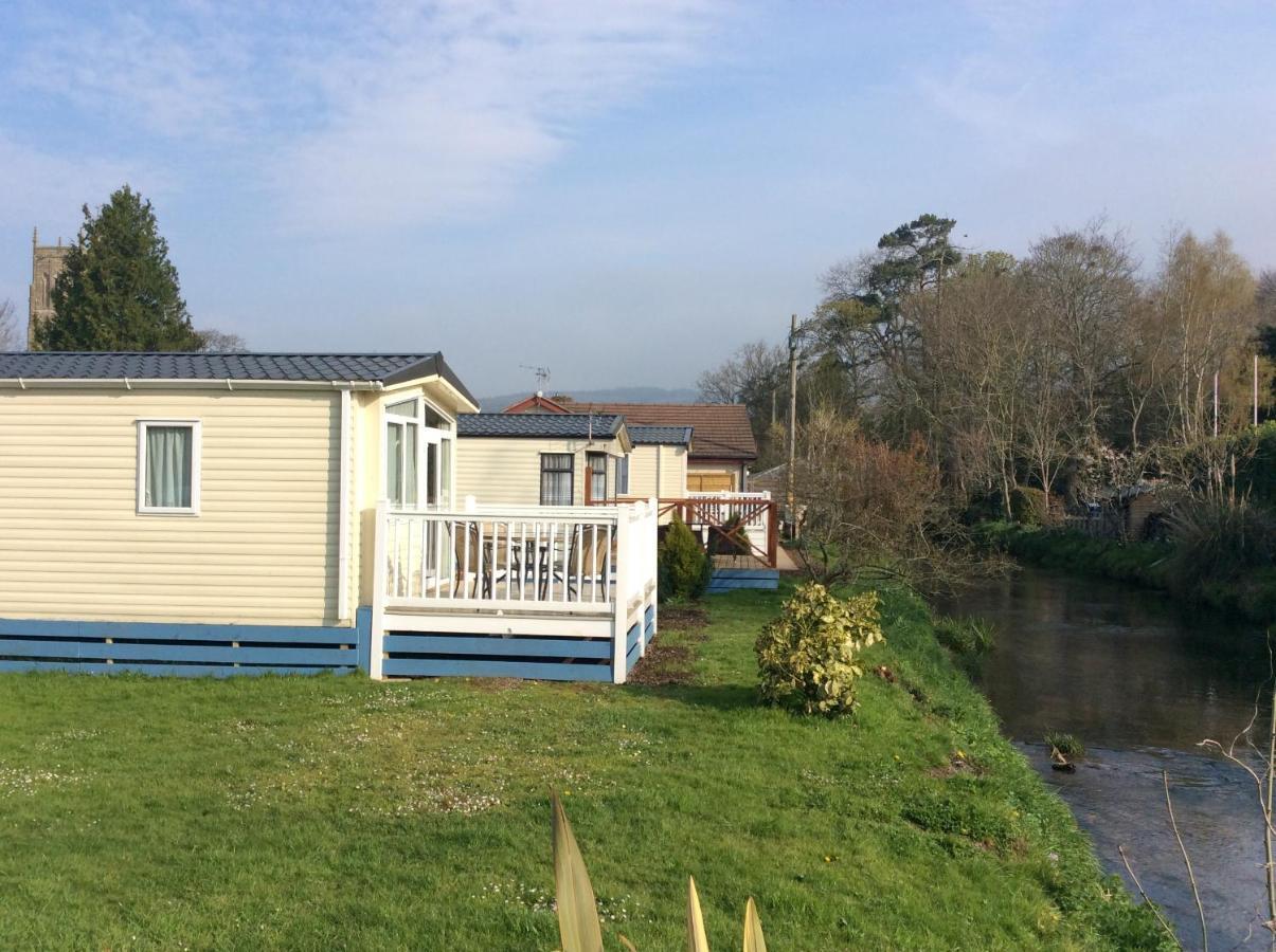 Deluxe Riverside Static Caravan Cheddar Ngoại thất bức ảnh